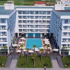 Hotel Delfin Kune